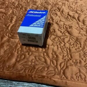 ACDelco GM Genuine Parts D528A Door Lock Cylinder with Key Gold